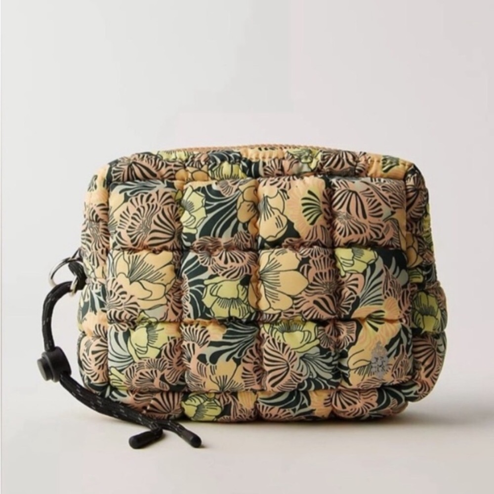 Free People! FP Movement Printed Quilted Mini Case In Dense Floral NWOT!